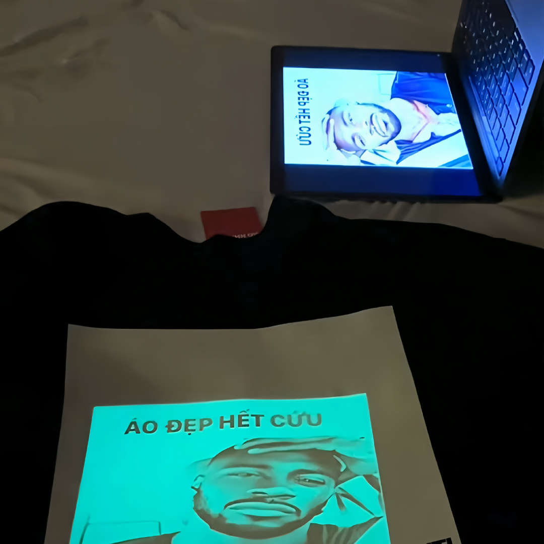 Luminous Glowing Board Shirt for Mess-Free Creative Fun